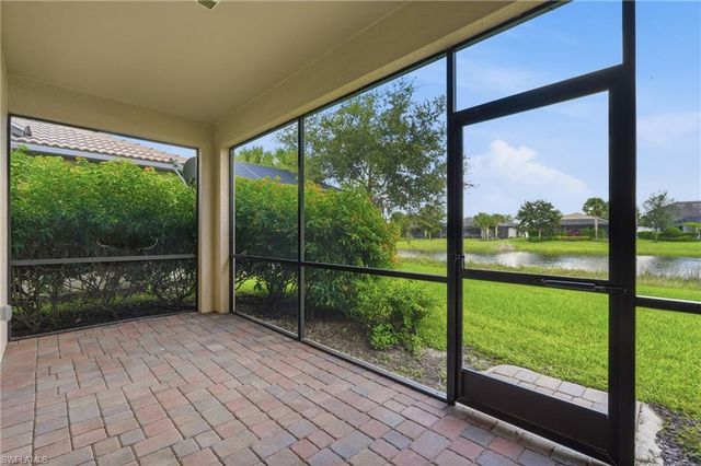 2007 Parson ST, Naples, FL 34120