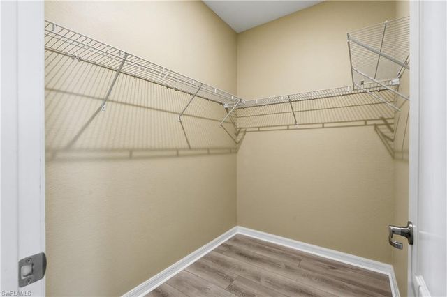 2007 Parson ST, Naples, FL 34120