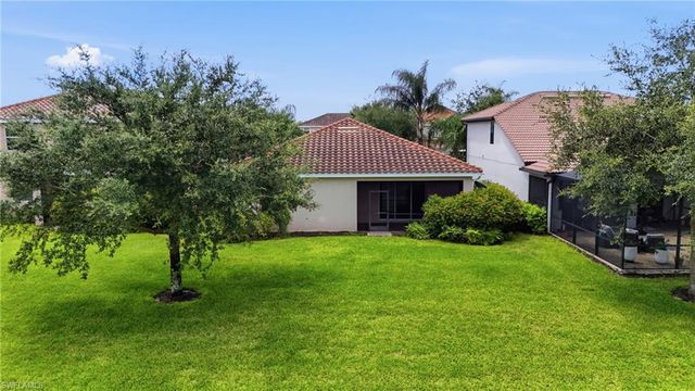 2007 Parson ST, Naples, FL 34120
