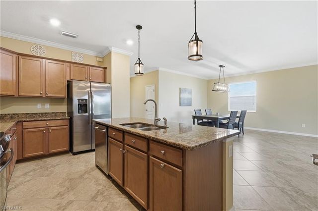 2007 Parson ST, Naples, FL 34120