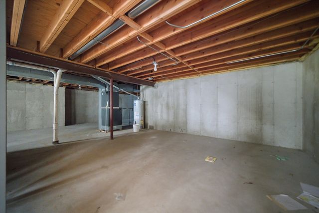 2487 Worthington Drive, Aurora, IL 60506