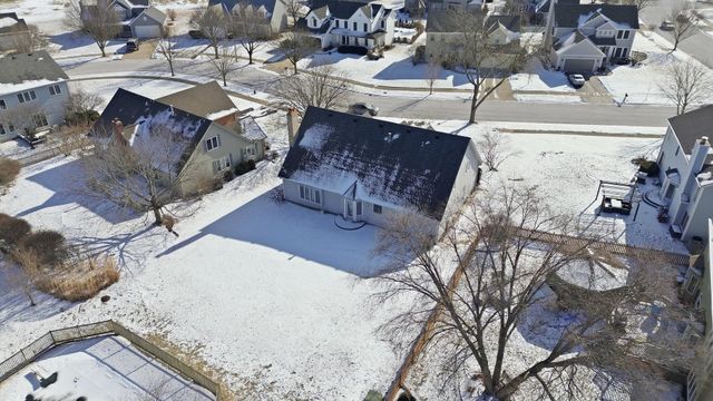 2487 Worthington Drive, Aurora, IL 60506