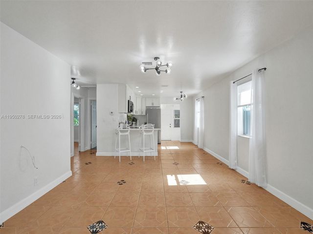 920 NE 34th Ct 920, Oakland Park, FL 33334