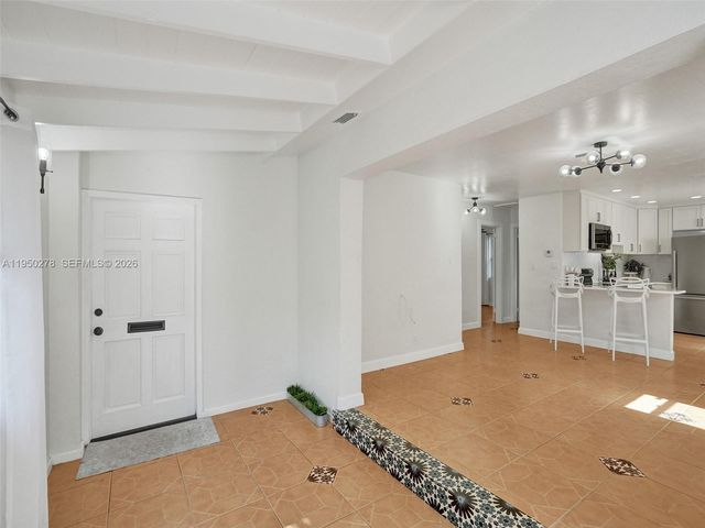 920 NE 34th Ct 920, Oakland Park, FL 33334