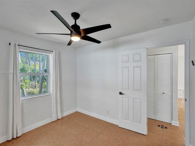 920 NE 34th Ct 920, Oakland Park, FL 33334