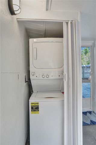 920 NE 34th Ct 920, Oakland Park, FL 33334