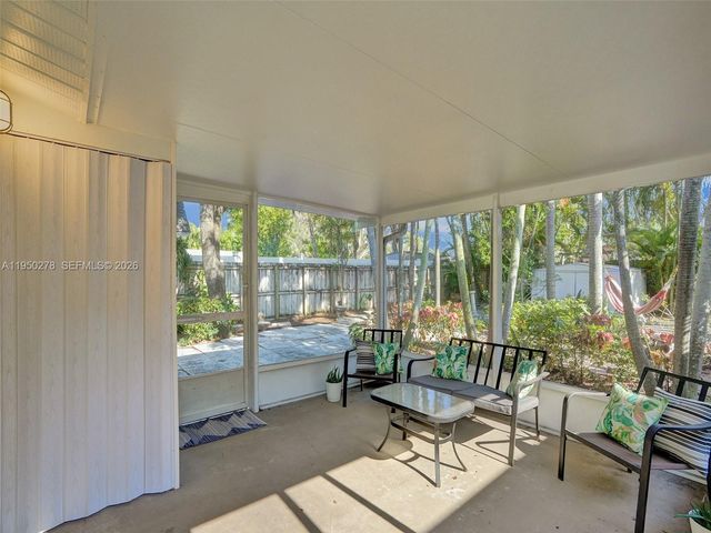 920 NE 34th Ct 920, Oakland Park, FL 33334