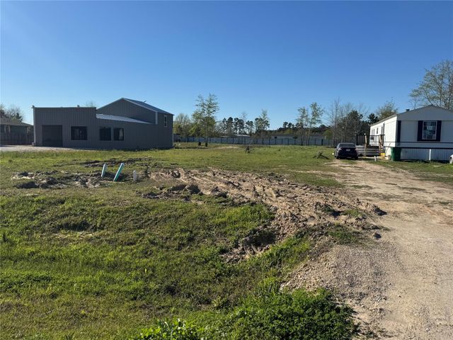 532 County Road 3550, Cleveland, TX 77327