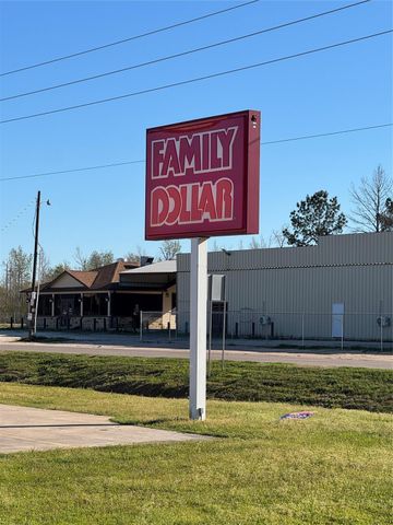 532 County Road 3550, Cleveland, TX 77327