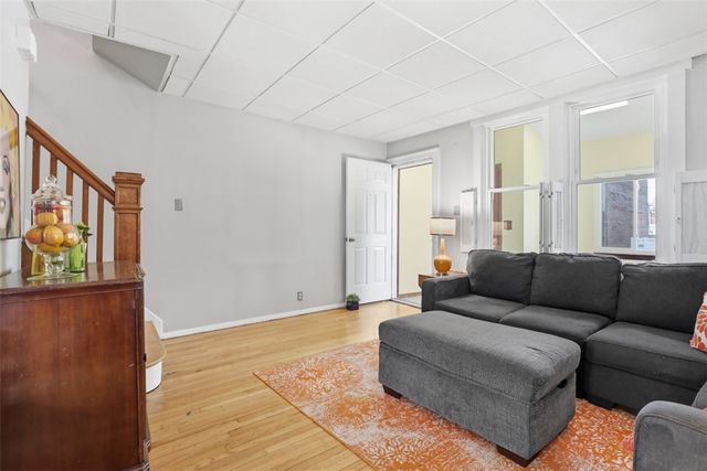 365 Main, Lawrenceville, PA 15201
