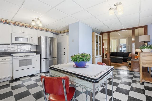 365 Main, Lawrenceville, PA 15201