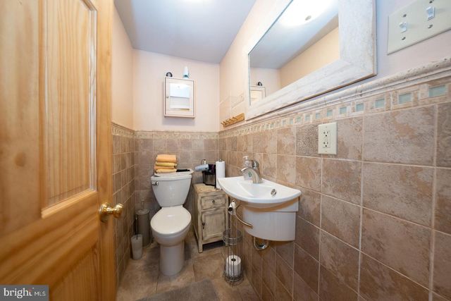 1829 BRANDYWINE ST, Philadelphia, PA 19130