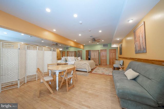 1829 BRANDYWINE ST, Philadelphia, PA 19130