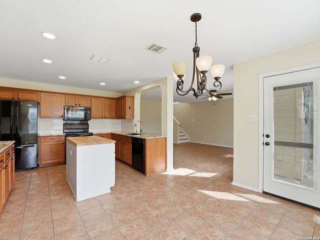 9722 Pony Spur, San Antonio, TX 78254