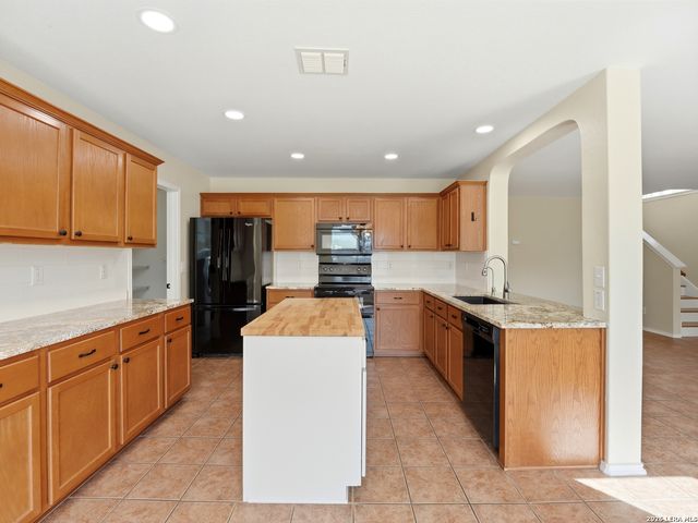 9722 Pony Spur, San Antonio, TX 78254