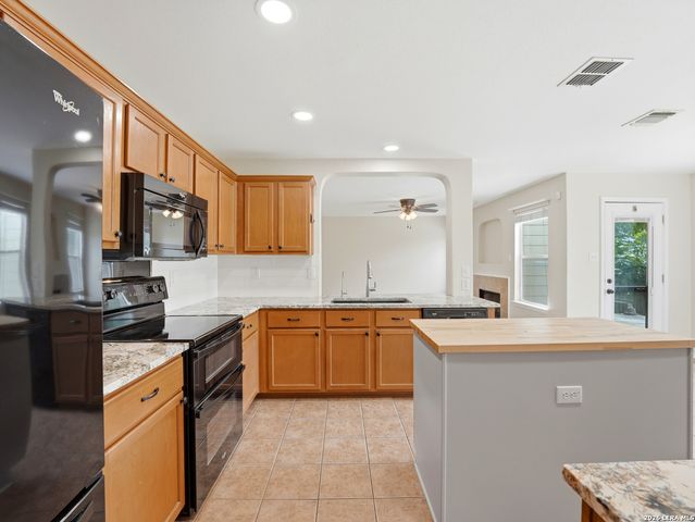 9722 Pony Spur, San Antonio, TX 78254