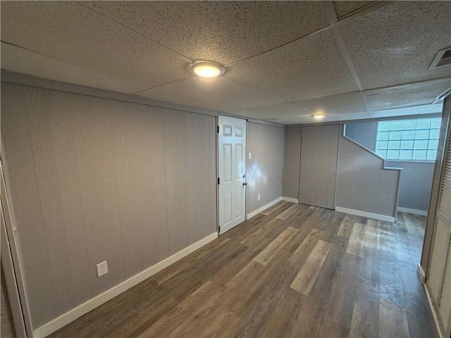 3309 Woodvue Dr, Whitehall, PA 15227