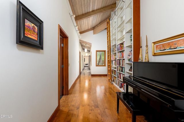 1476 Pathfinder Avenue, Westlake Village, CA 91362
