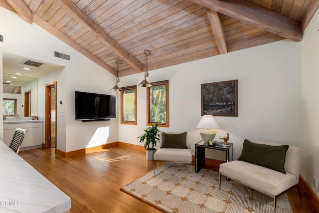 1476 Pathfinder Avenue, Westlake Village, CA 91362