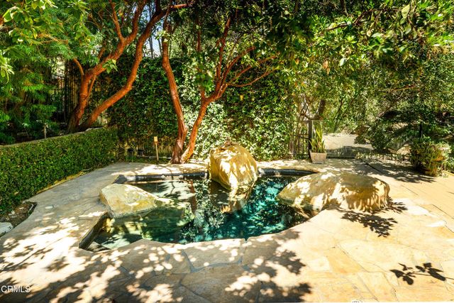1476 Pathfinder Avenue, Westlake Village, CA 91362