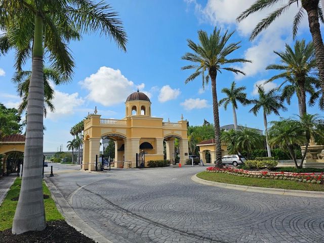 2713 VIA MURANO 236, Clearwater, FL 33764