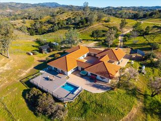 9750 Random Canyon Way, Creston, CA 93432