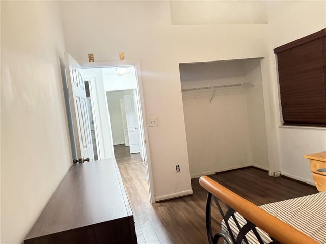 10843 NW 8th Street 10843, Pembroke Pines, FL 33026