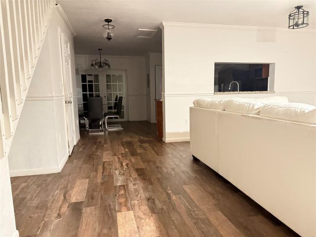 10843 NW 8th Street 10843, Pembroke Pines, FL 33026