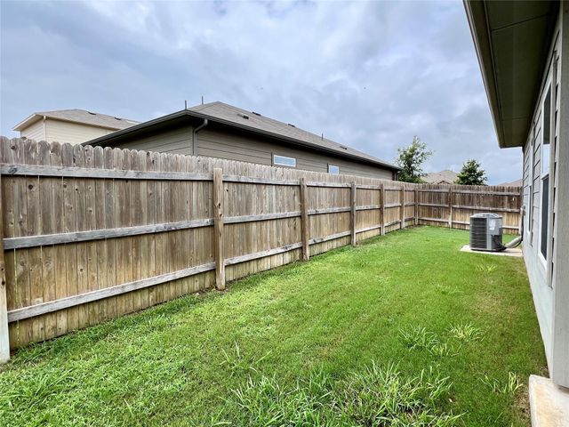 104 Lassy CV, Georgetown, TX 78626
