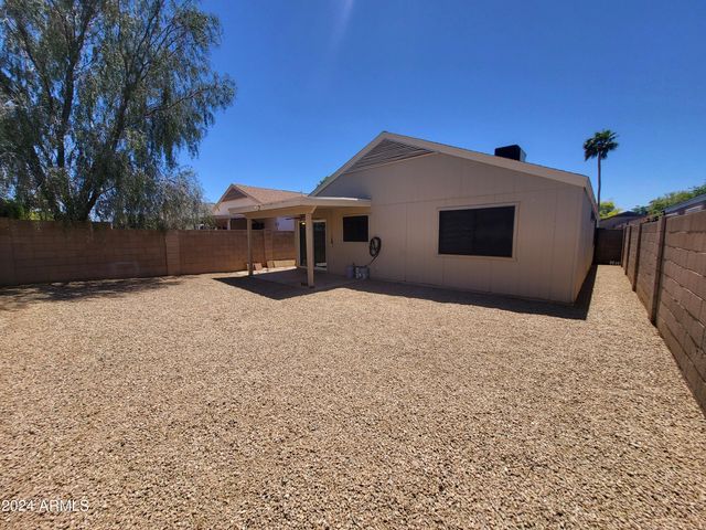 2874 W Muriel Drive, Phoenix, AZ 85053
