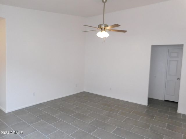 2874 W Muriel Drive, Phoenix, AZ 85053