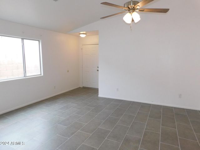 2874 W Muriel Drive, Phoenix, AZ 85053