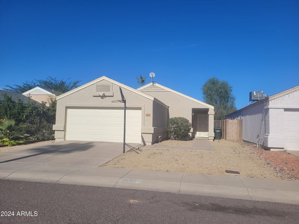 2874 W Muriel Drive, Phoenix, AZ 85053