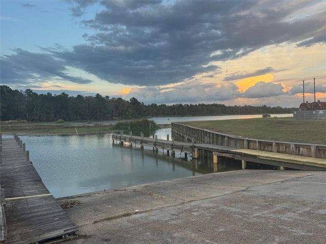 26680 Pools Creek Drive, Huntsville, TX 77320