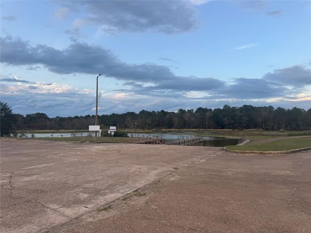 26680 Pools Creek Drive, Huntsville, TX 77320