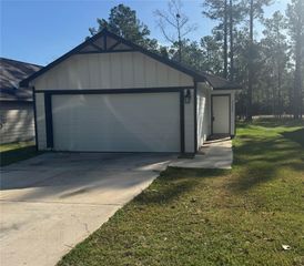 26680 Pools Creek Drive, Huntsville, TX 77320