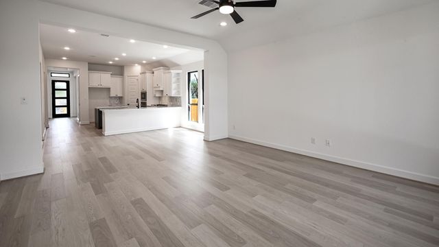 175 High Rock PASS, Kyle, TX 78640