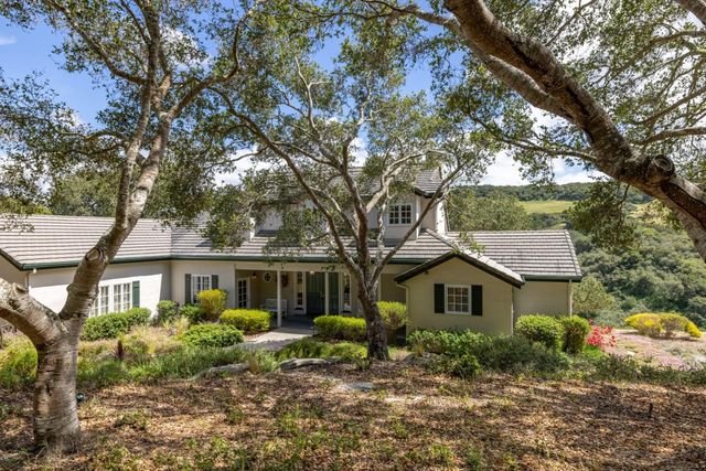 25748 Paseo El Cajon, Monterey, CA 93940