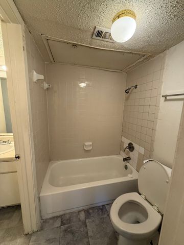 6050 Melody Lane 318, Dallas, TX 75231