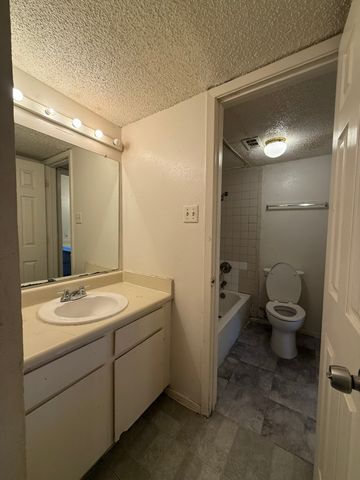 6050 Melody Lane 318, Dallas, TX 75231