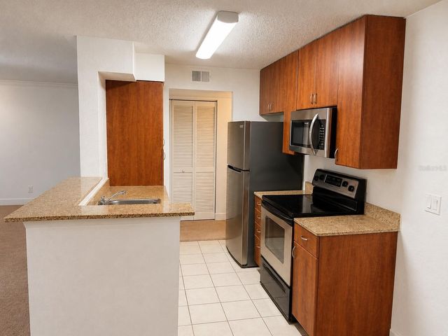 11574 WESTWOOD BOULEVARD 1126, Orlando, FL 32821