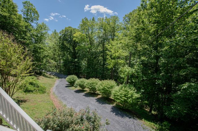 189 VIEW DR, Front Royal, VA 22630