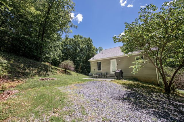 189 VIEW DR, Front Royal, VA 22630
