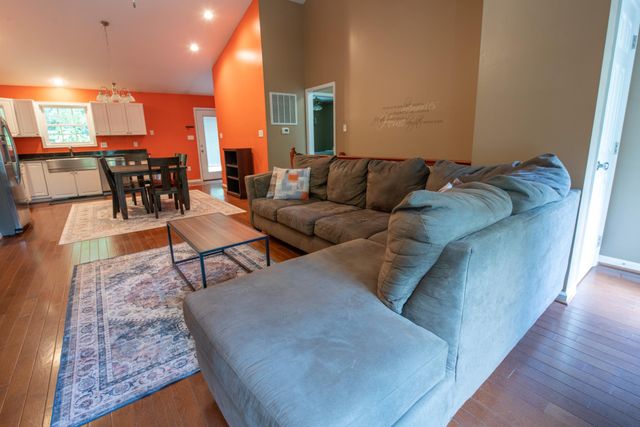 189 VIEW DR, Front Royal, VA 22630