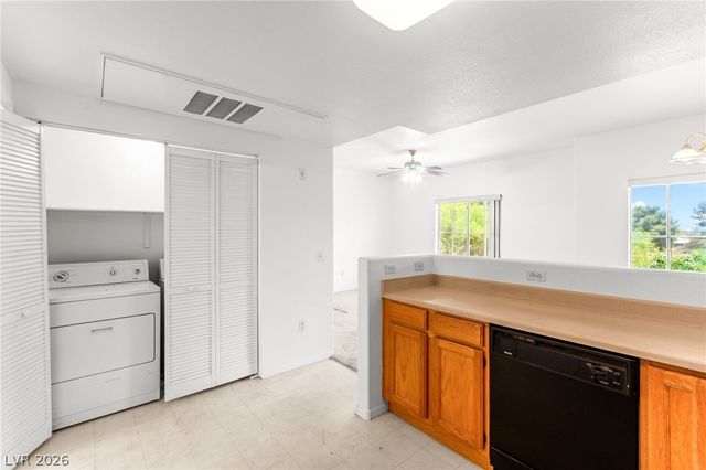 3400 Cabana Drive 2036, Las Vegas, NV 89122