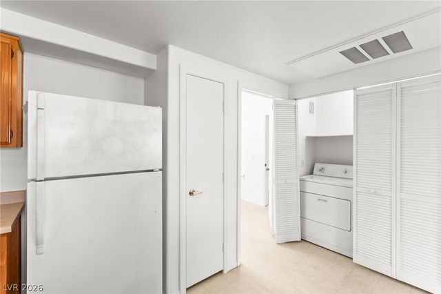 3400 Cabana Drive 2036, Las Vegas, NV 89122