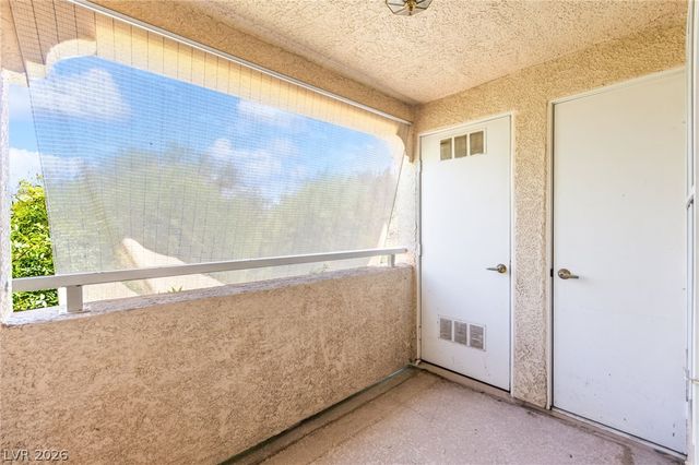 3400 Cabana Drive 2036, Las Vegas, NV 89122