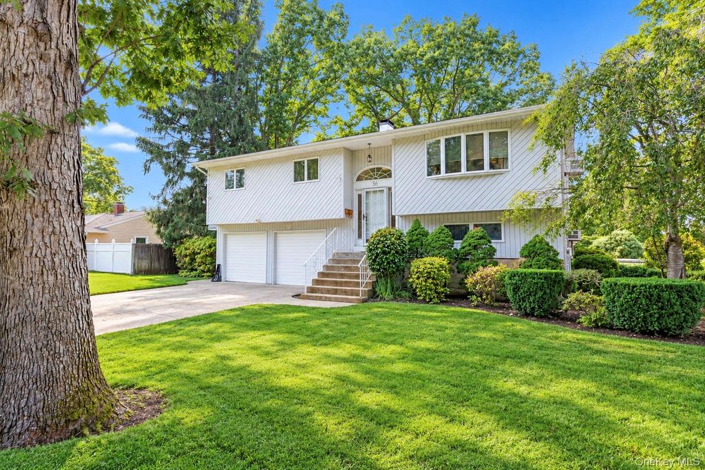 36 Deer Park Boulevard, Deer Park, NY 11729 — photo 5