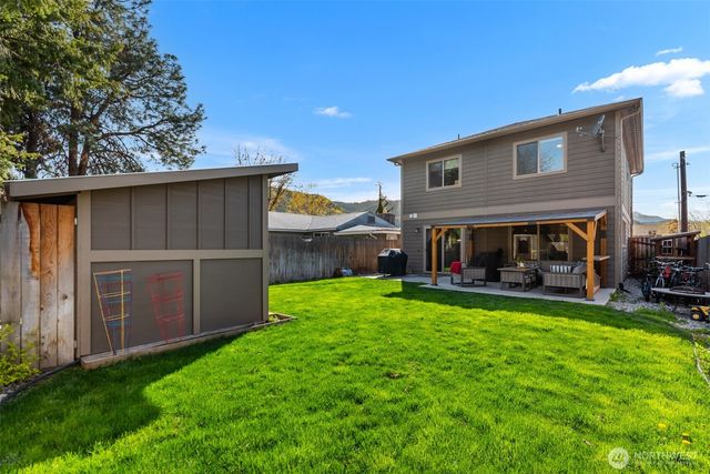 307 Chapel Street, Cashmere, WA 98815