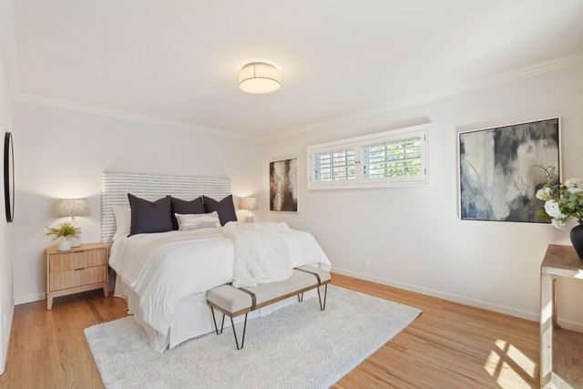 551 Hawthorne Court, Los Altos, CA 94024